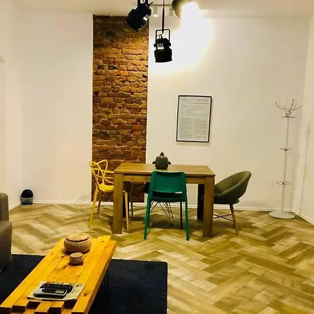 Joy Libertatii 9mai 7 Apartman